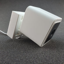 Load image into Gallery viewer, Indoor Wall or Ceiling Mount for Wyze Cam V3 HD Camera
